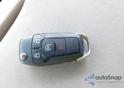 2015 Ford F-150 Xlt z USA, uszkodzony, nr VIN 1FTEW1CP8FFC67623